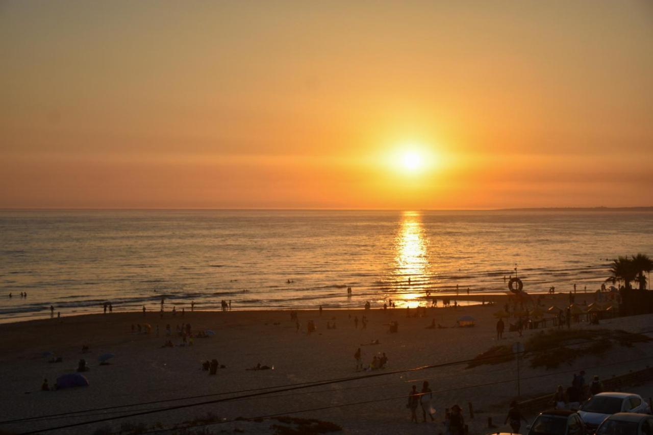 Rock'S Beach Spot Front Costa de Caparica Luaran gambar