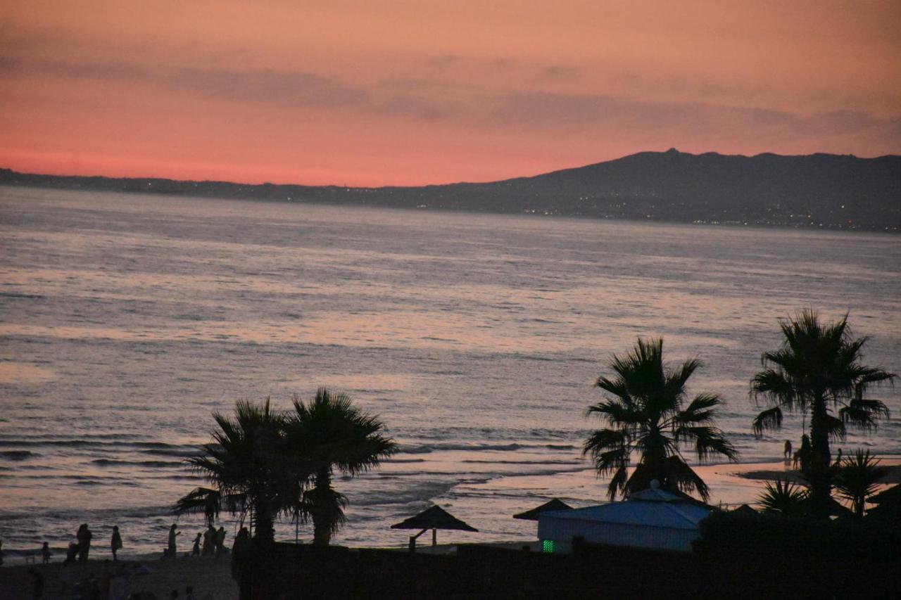 Rock'S Beach Spot Front Costa de Caparica Luaran gambar