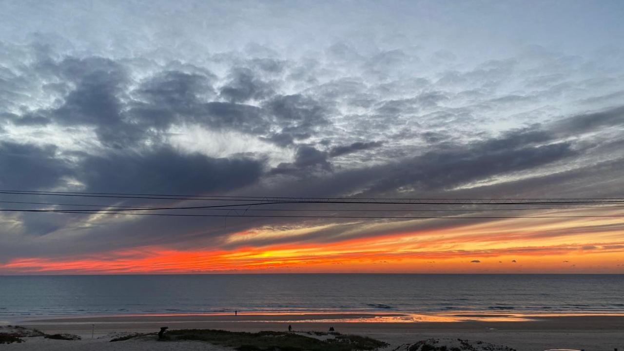 Rock'S Beach Spot Front Costa de Caparica Luaran gambar